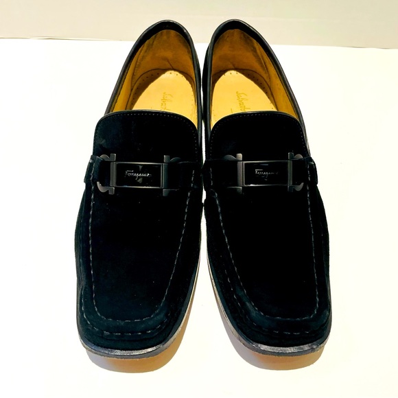 Salvatore Ferragamo suede loafers - Picture 1 of 10